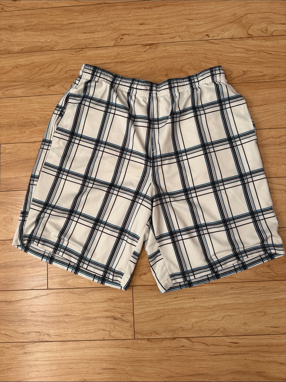 Men's White Plaid Shorts